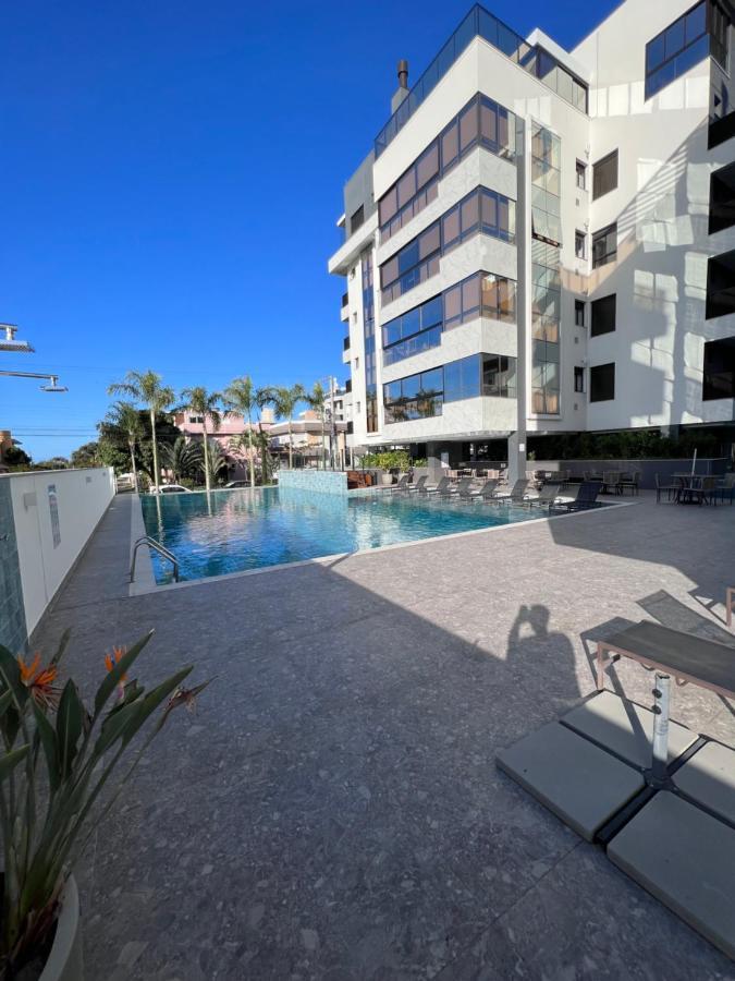 Cobertura Velejar Em Condominio Clube - Com Area De Lazer Governador Celso Ramos Extérieur photo